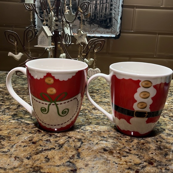 Pfaltzgraff Mr/Mrs Santa Clause Mug Set NIB - Picture 2 of 7